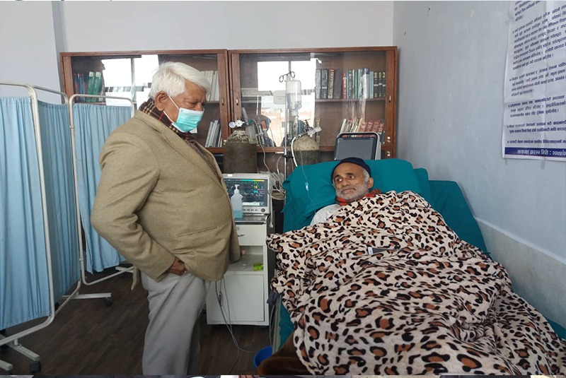 कांग्रेस नेता केसीले भेटे डा. केसीलाई