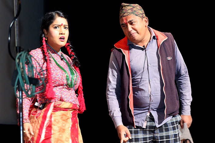 ‘रक्सी–चुरोट खाने पैसाले स्वास्थ्य बीमा गर्नुस्’