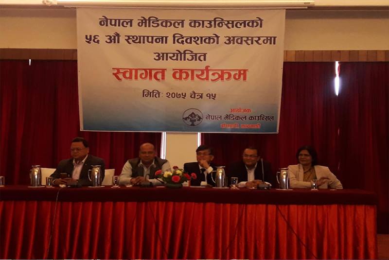‘संविधान बन्ने बेलामा ताली बजाएर स्वागत गर्ने, अहिले स्थानीय तहमा जान्न भन्ने!’