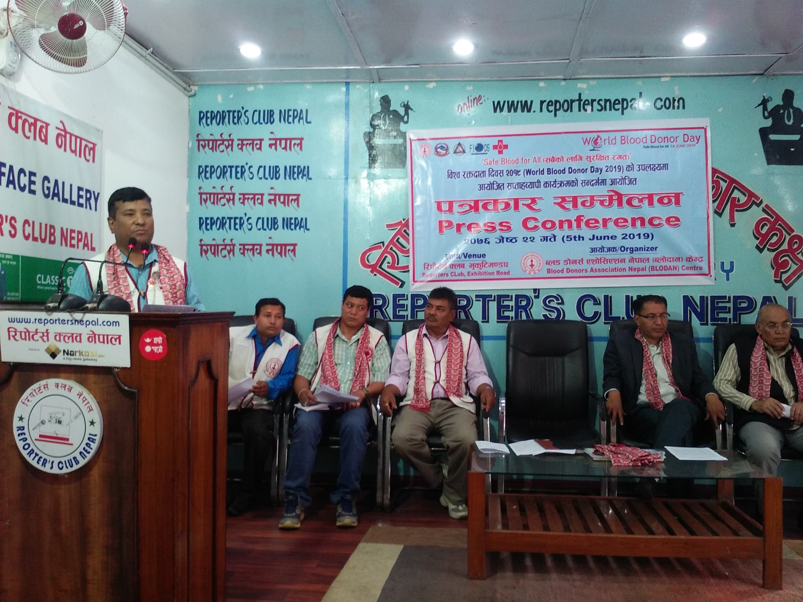 ‘पुराना र भरपर्दा संघसंस्थाले नियमित रक्तदान गर्न छाडे’