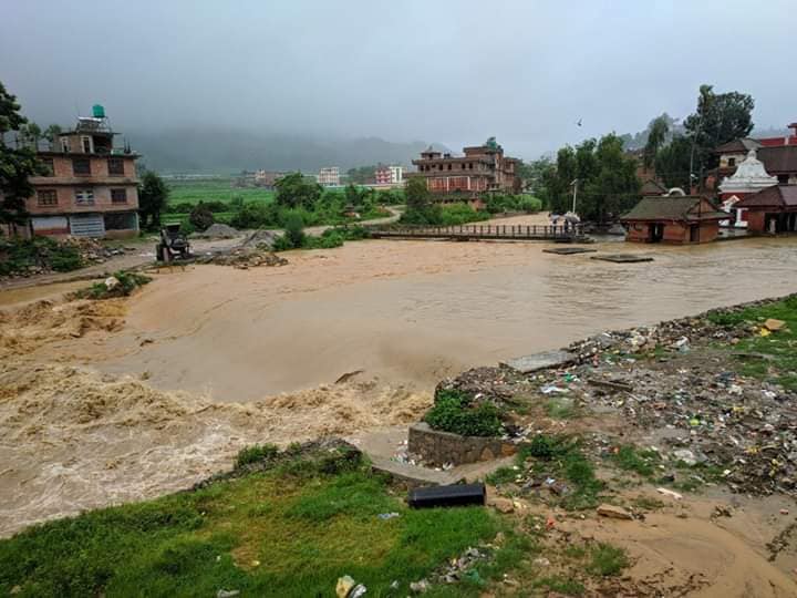 विपदका बेला चाहिने अत्यावश्यक औषधि तथा अन्य स्वास्थ्य सहयोगका लागि तोकिए सम्पर्क व्यक्ति