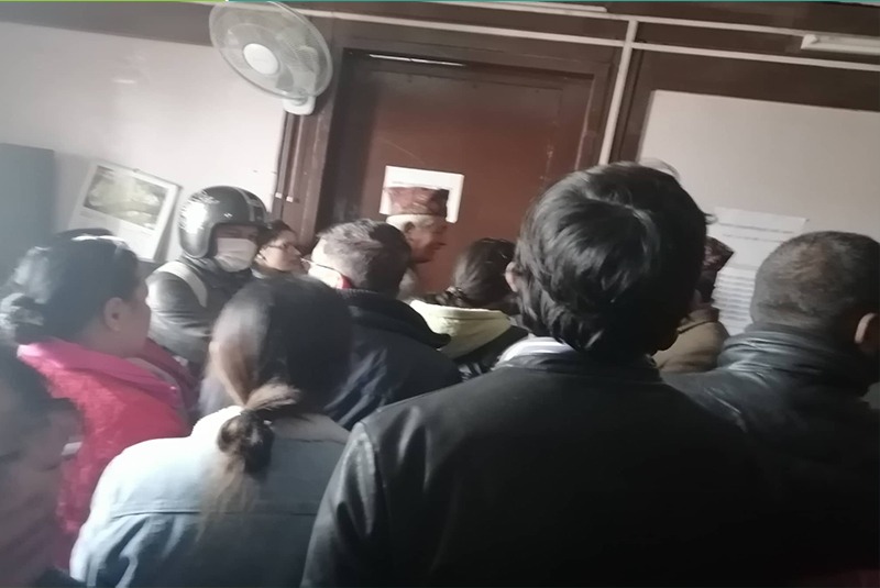 चीनमा रहेका छोराछोरीको छिटो उद्धार गरिदिन अभिभावकको आग्रह