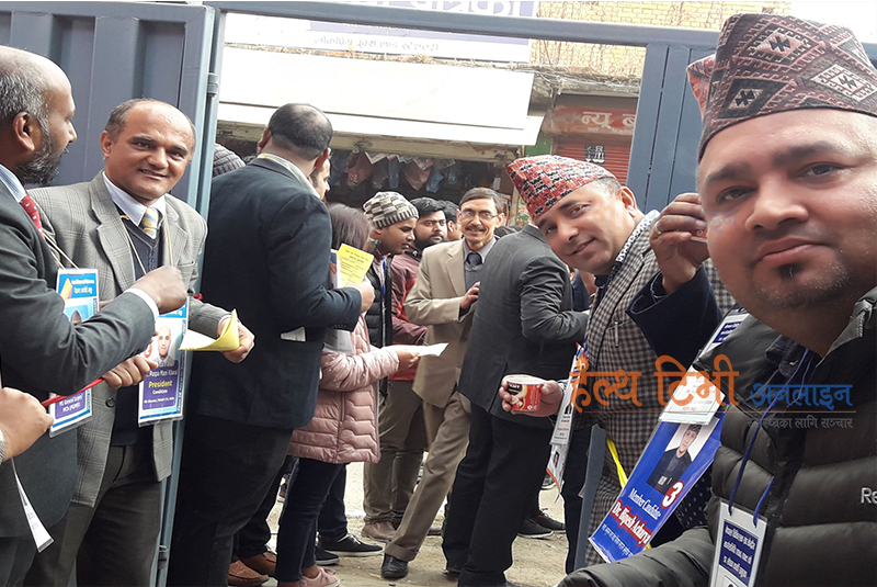 चिकित्सक संघको निर्वाचन : ८ घण्टा ढिलाेगरी मतगणना शुरु