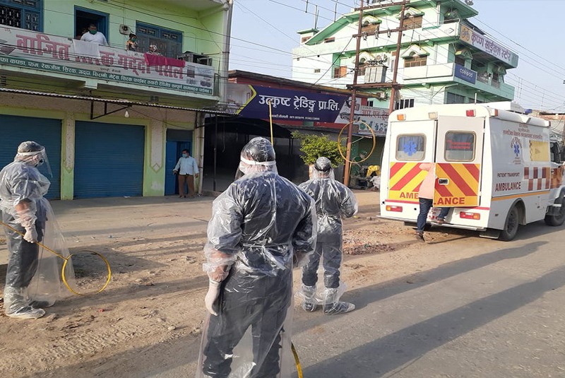 सप्तरीमा धार्मिक सभामा सहभागी भएका कैलालीका पाँच जनालाई कोरोना परीक्षणका लागि अस्पताल लगियो