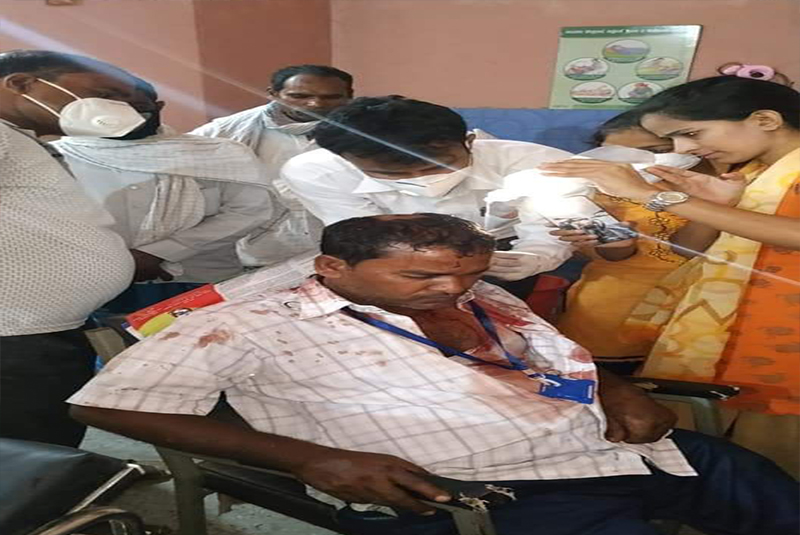 रौतहटमा पनि कोरोना उपचारमा खटिएका स्वास्थ्यकर्मीमाथि आक्रमण