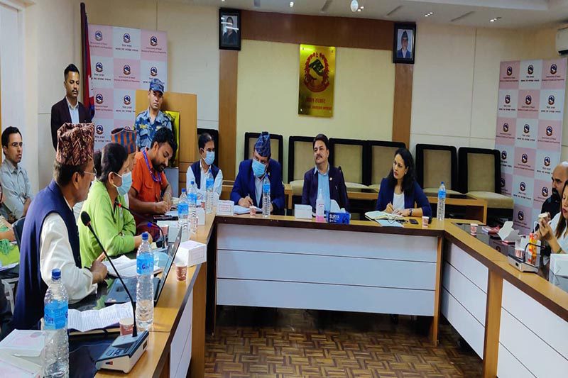 स्वास्थ्यमा क्रियाशिल संगठनको माग सम्बोधन गर्न कार्यदल बन्ने