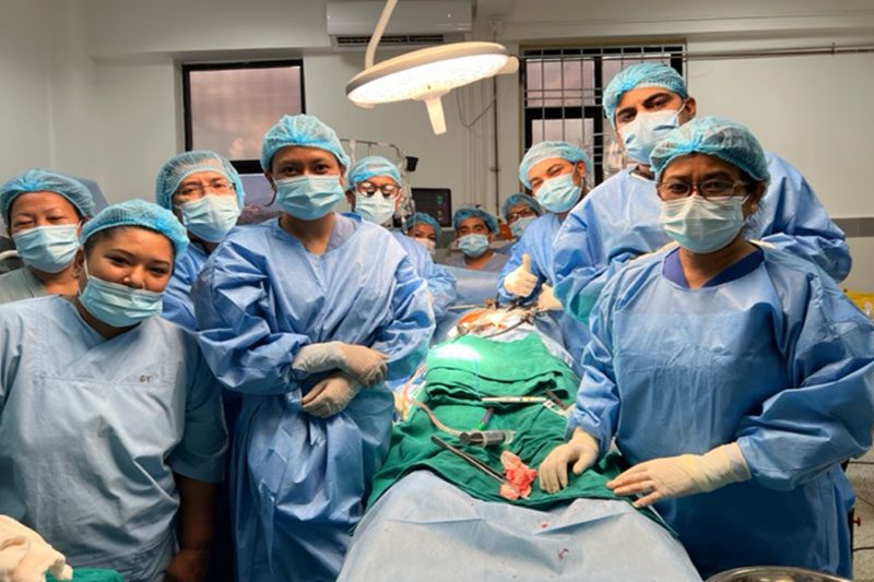 पोखरा स्वास्थ्य विज्ञान प्रतिष्ठानमा एकैदिन २ जनाको मिर्गौला प्रत्यारोपण