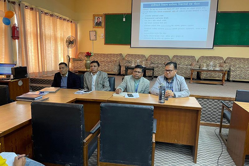 १५ जिल्लामा हात्तीपाइले रोग विरुद्धको औषधि खुवाइँदै