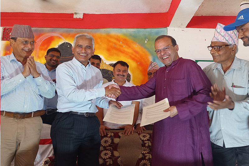 डा मिनेन्द्र रिजालद्धारा बाल अस्पताललाई ५० लाख रुपैयाँ सहयोग