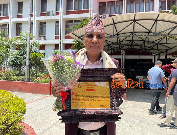 स्वास्थ्य पत्रकार जोशीलाई ‘स्वास्थ्यमन्त्री ब्लुम्बर्ग जनस्वास्थ्य पुरस्कार’