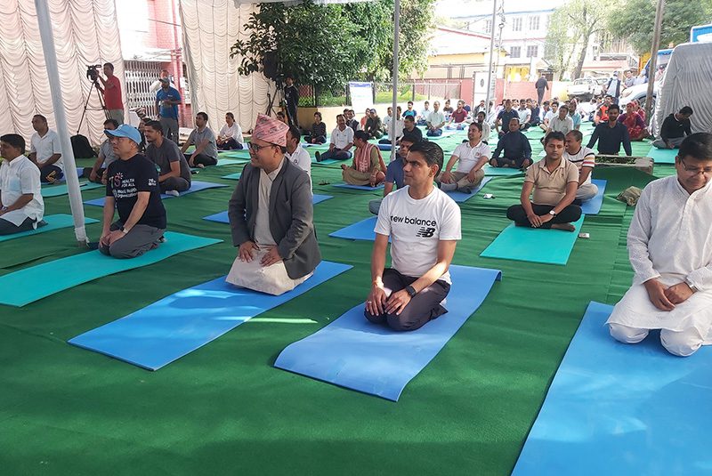 अन्तराष्ट्रिय योग दिवस मनाइयो