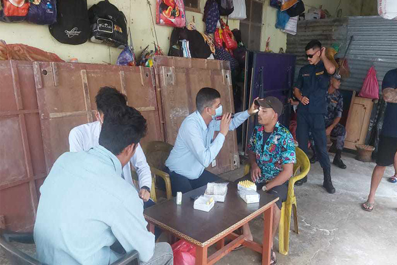 अस्पताल आउने ५० प्रतिशत बिरामीमा आँखा पाक्ने समस्या