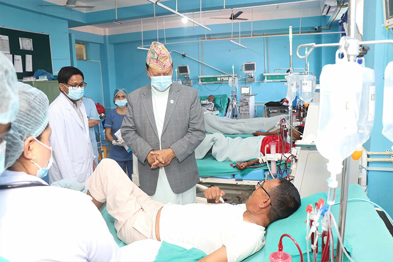 प्रत्यारोपण केन्द्रका लागि छिट्टै नयाँ भवन बनाउने स्वास्थ्य मन्त्री बस्नेतको प्रतिवद्धता