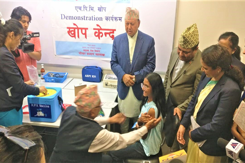 पाठेघरको मुखको क्यान्सर विरुद्धको ‘एचपीभी खोप’ आजबाट सुरु