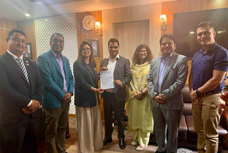 ब्युटी पार्लरमा छालारोगको उपचार, स्वास्थ्यमा गम्भीर असर पर्नसक्ने भन्दै छालारोग विज्ञहरुको आपत्ति
